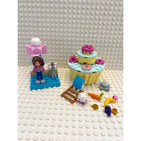LEGO Gabby's Dollhouse Bakey 10785 with Cakey Set Kids OS Multicolor Good
