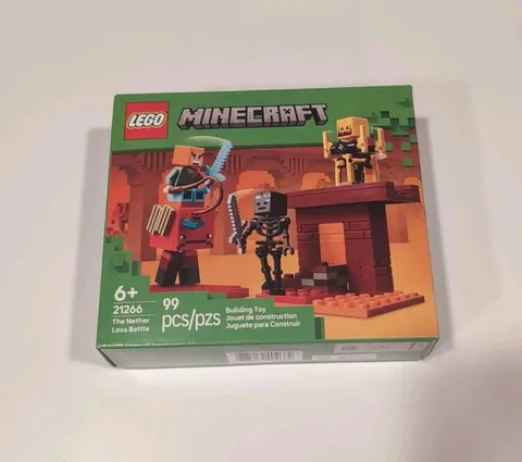 LEGO Minecraft The Nether Lava Battle Toy and Playset - Building Minecraft Toy