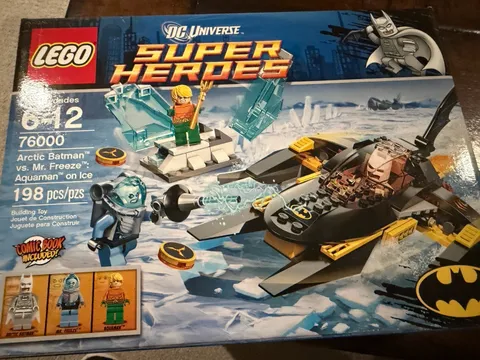 LEGO DC Comics Super Heroes Arctic Batman Vs Mr. Freeze Aquaman on Ice NEW 76000