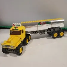 Lego City Junior 4654 Tanker Truck 4 Juniors Vintage Incomplete
