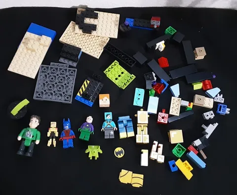 Mixed LEGO Bulk Pieces Lot With Minifigures Bricks Parts Accessories