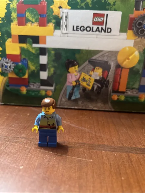 Lego Town Mini figure Sunset And Palm Trees City Set 4637