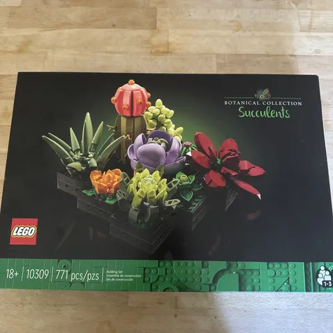 LEGO Botanicals: Succulents (10309)