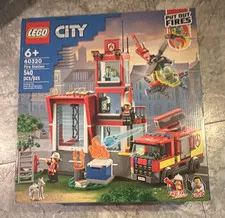 LEGO City Fire Station 60320 Set 540 pcs Box 6+ Freya McCloud Finn