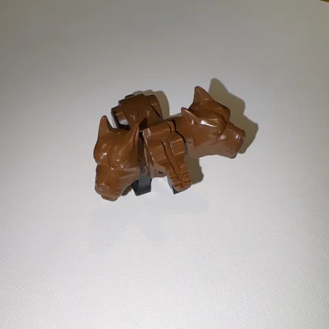 LEGO Harry Potter - Three-Headed Dog (Fluffy) - Missing One Head