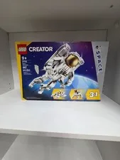 LEGO Creator 3-in-1 Space Astronaut 31152 Display Stand 647 pcs 9+, sealed