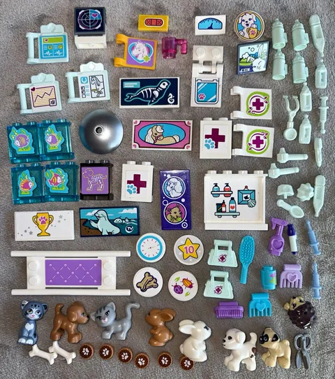 LEGO Animals & Veterinary Clinic Accessories Lot Vet Friends Retired