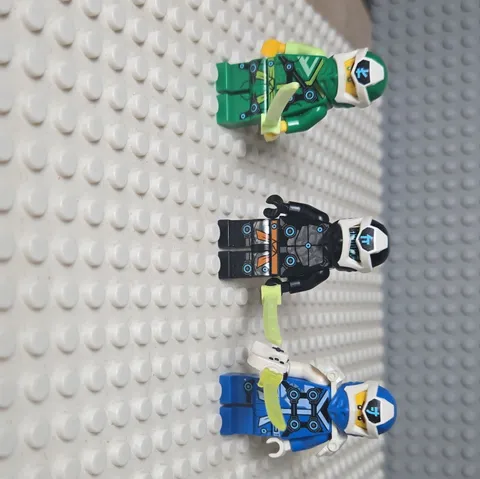 LEGO Ninja Minifigure Lot of 3 (Green, Black & Blue) w/ Swords