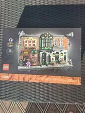 LEGO Icons Sherlock Holmes Book Nook 10351 1359pcs