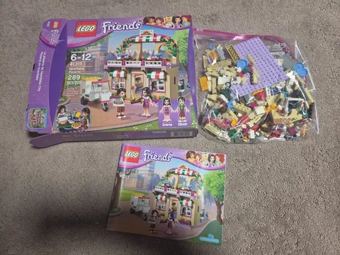 Lego Friends 41311 - HEARTLAKE PIZZERIA - 100% Complete with Box & Manual