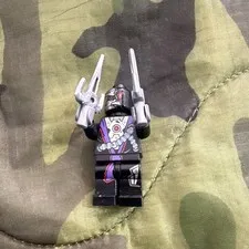 LEGO Ninjago Nindroid Drone Minifigure