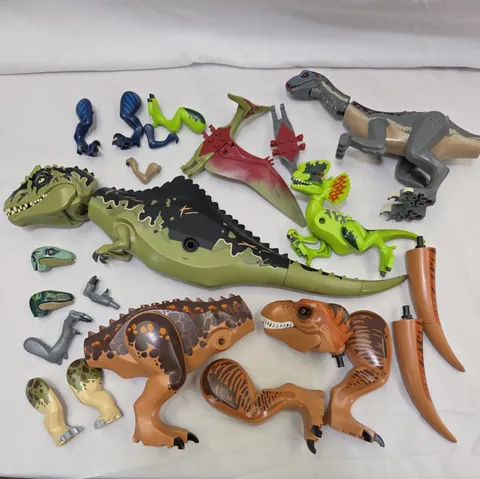 Lego Dinosaur Jurassic World Lot Of Assorted Parts & Pieces Dinosaurs