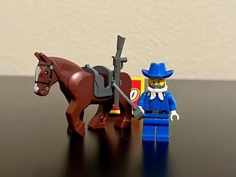 LEGO 1996 Cavalry Colonel (ww003) W/saber & horse Rare/Retired Excellent Cond. 
