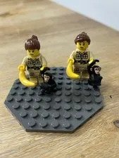 Lego Minifigures 8805 Series 5 - Zookeeper Complete  Lot Of 2. Read Description