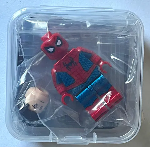 LEGO PCB Spider-Man Classic Arachnid Minifigure w/ Extra Head & Phone Tile