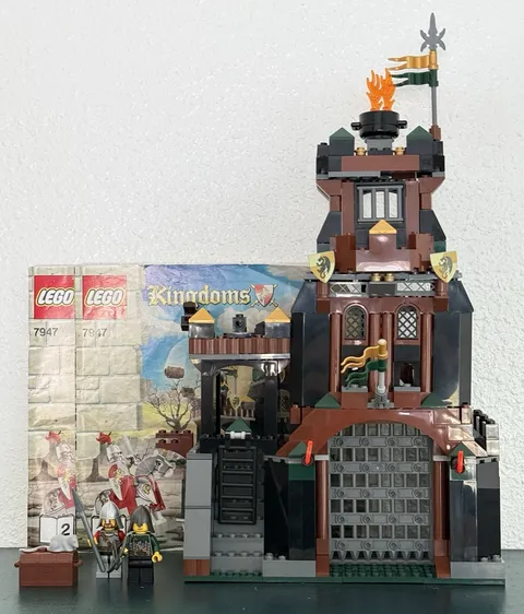 Lego Kingdoms #7947 Prison Tower Rescue Set