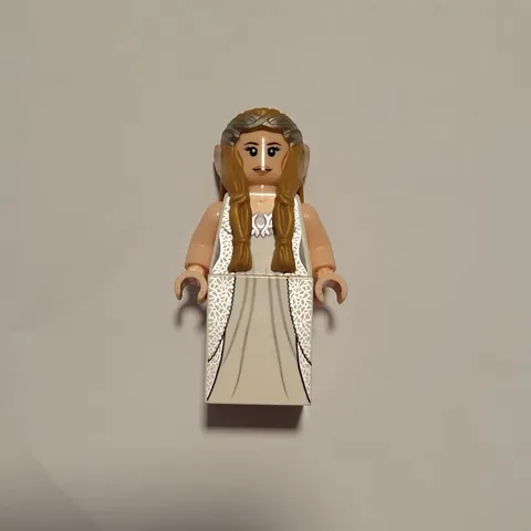 LEGO The Hobbit Galadriel Minifigure, Used. Great Condition