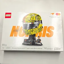 LEGO Icons 43023 McLaren Mastercard F1 Lando Norris Helmet 793pcs Stand