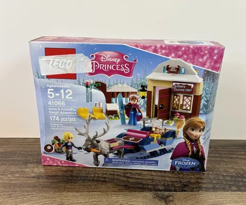 LEGO Friends Disney Anna Kristoff's Sleigh Adventure FROZEN 41066