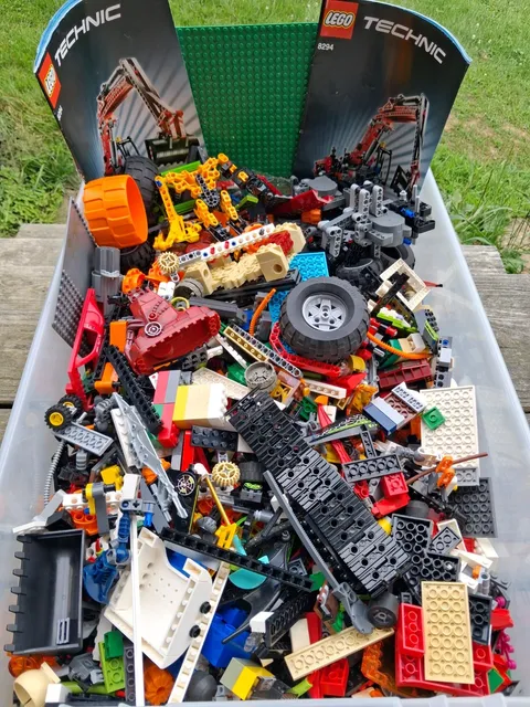 Huge 14 lb LEGO Technic Mixed Bulk Lot Bricks Wheels Tires Technic Parts