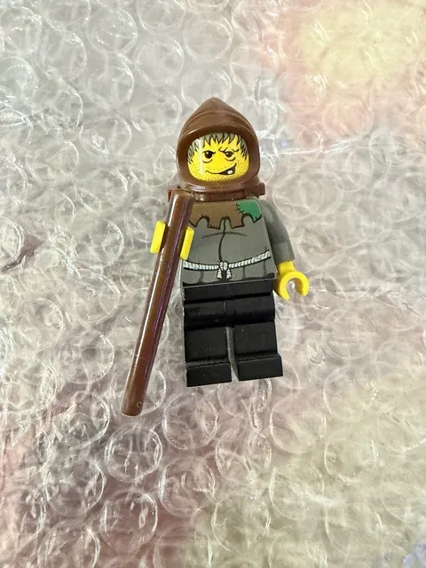 Lego Hunchback Minifigure 1381 Vintage