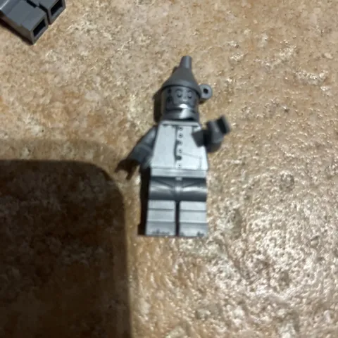 LEGO Tin Man The Wizard of Oz  Minifigure Preowned