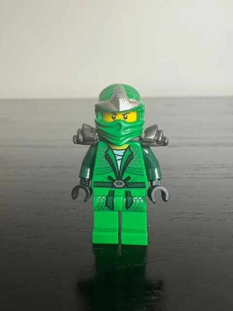 LEGO NINJAGO Lloyd ZX Minifigure  Shoulder Armor njo0065