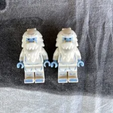 2 LEGO Minifigure Yeti MINIFIGURES Series 11  2013