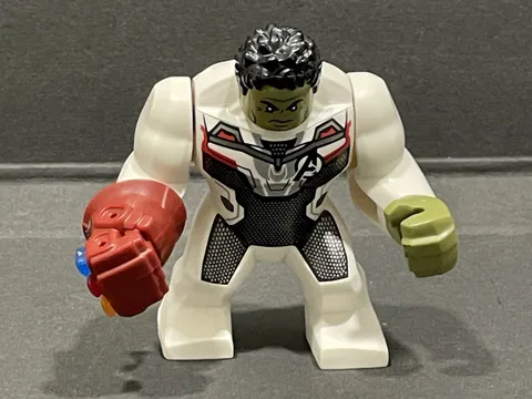 LEGO Marvel Avengers Endgame Hulk w/ Infinity Gauntlet Big Fig Minifigure 76144