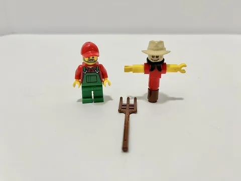 LEGO City Minifigure Harvester Transport 60223 Farmer Scarecrow cty0986 cty0984