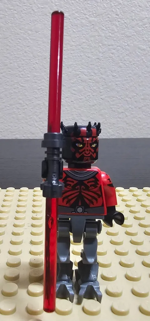 LEGO Star Wars Darth Maul Minifigure (sw0493) w/ Cyborg Legs & Alt Lightsaber