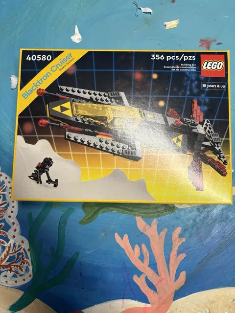 LEGO Icons: Blacktron Cruiser (40580)