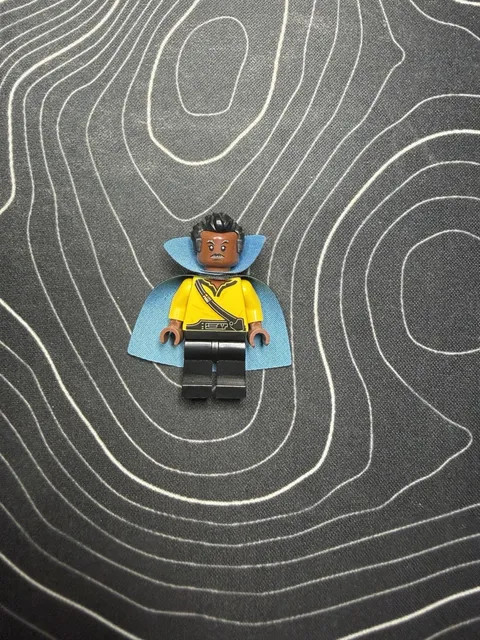 Lego Star Wars Minifigure Lando Calrissian Old, Cape with Collar SW1067