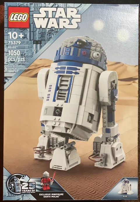 LEGO Star Wars R2-D2 Building Toy Set  75379 - New Factory Sealed 