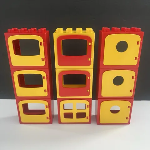 9 Vtg Lego Duplo 2x4 Entry Window Porthole Door Frame House Red Yellow Mix Lot