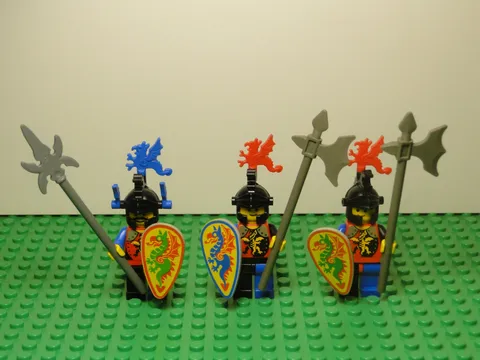 LEGO Minifigure Castle Dragon Knight Master Weapon Shield  Blue Red Lot
