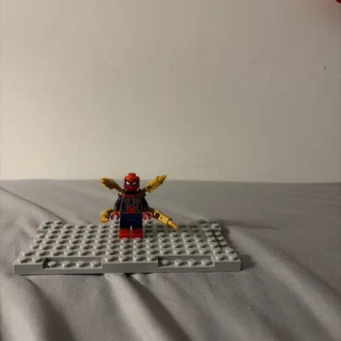 LEGO Marvel Super Heroes Iron Spider-Man Minifigure sh0510