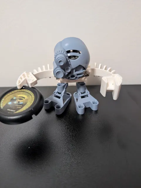 LEGO Bionicle Matoro 1393 Complete with Disk McDonalds 