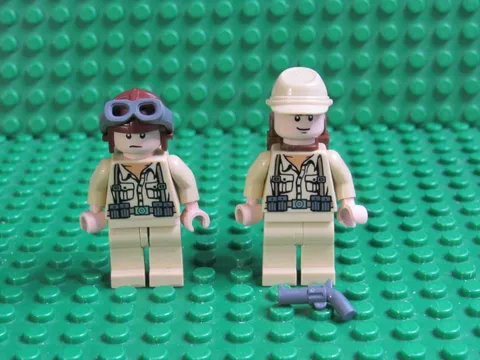 Lot 2 German Soldier 7622 7683 7198 Indiana Jones LEGO Minifigures GS49