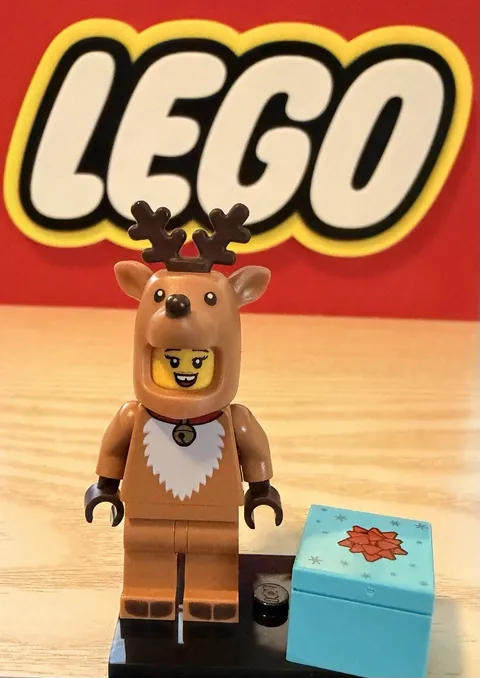 Lego CMF Series 23 Reindeer Costume Minifigure With Accessories 