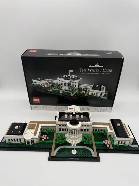 LEGO Architecture The White House 21054 Complete w/ Box & Instruction Book