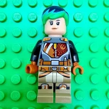LEGO Star Wars Sabine Wren Minifigure Rebels Green Hair Mandalorian Excellent