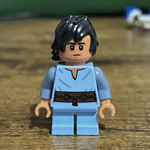 LEGO Minifigure Black Hair Light Blue Outfit Dark Brown Belt