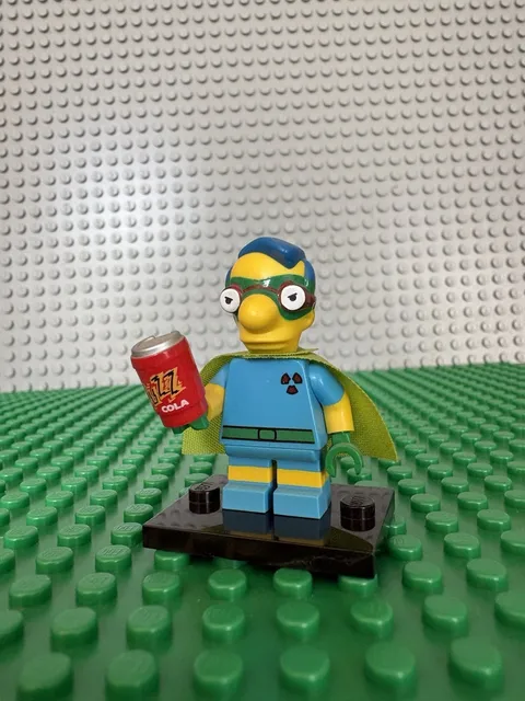 LEGO Simpsons Collectible Minifigures Series 2 Millhouse Fallout Boy