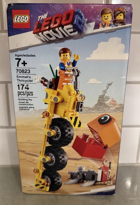 LEGO The LEGO Movie 2 Emmet's Thricycle! (70823) New Sealed