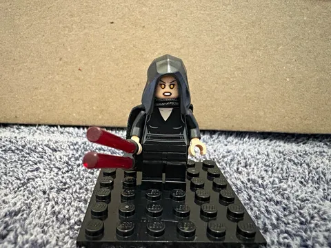 LEGO Star Wars 75389 Dark Falcon Darth Rey Minifigure Authentic