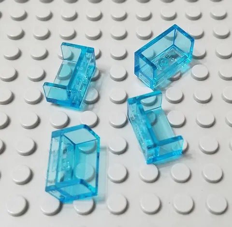 LEGO Lot of 4 Translucent Light Blue 1x2x1 Wall Panel Pieces with Sides