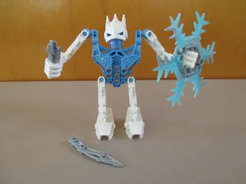 Lego Bionicle 8976 Bara Magna Glatorian Agori Ice Tribe Metus Complete