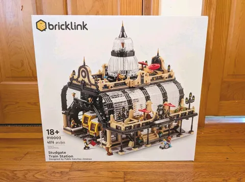 LEGO BrickLink Designer Program: (910002) Studgate Train Station -Factory Sealed