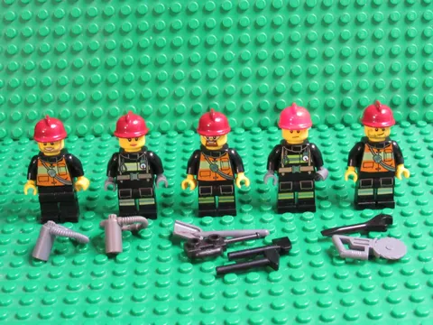 Lot of town city fireman firemen LEGO minifigs firefighter fire fighter tool T33